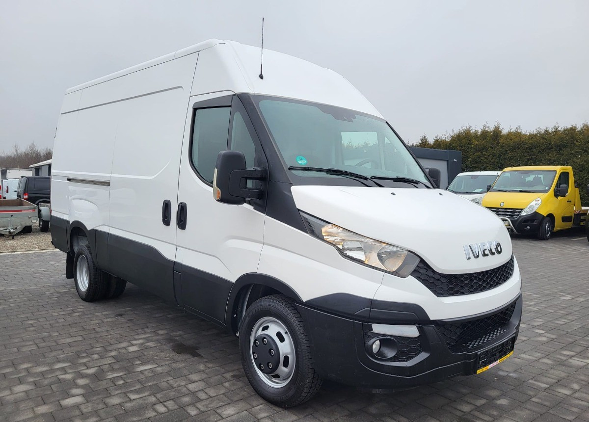 Iveco Daily 35C13 Blaszak L3H2 na bliźniakach VAT 23 в лизинг Iveco Daily 35C13 Blaszak L3H2 na bliźniakach VAT 23: фото 14