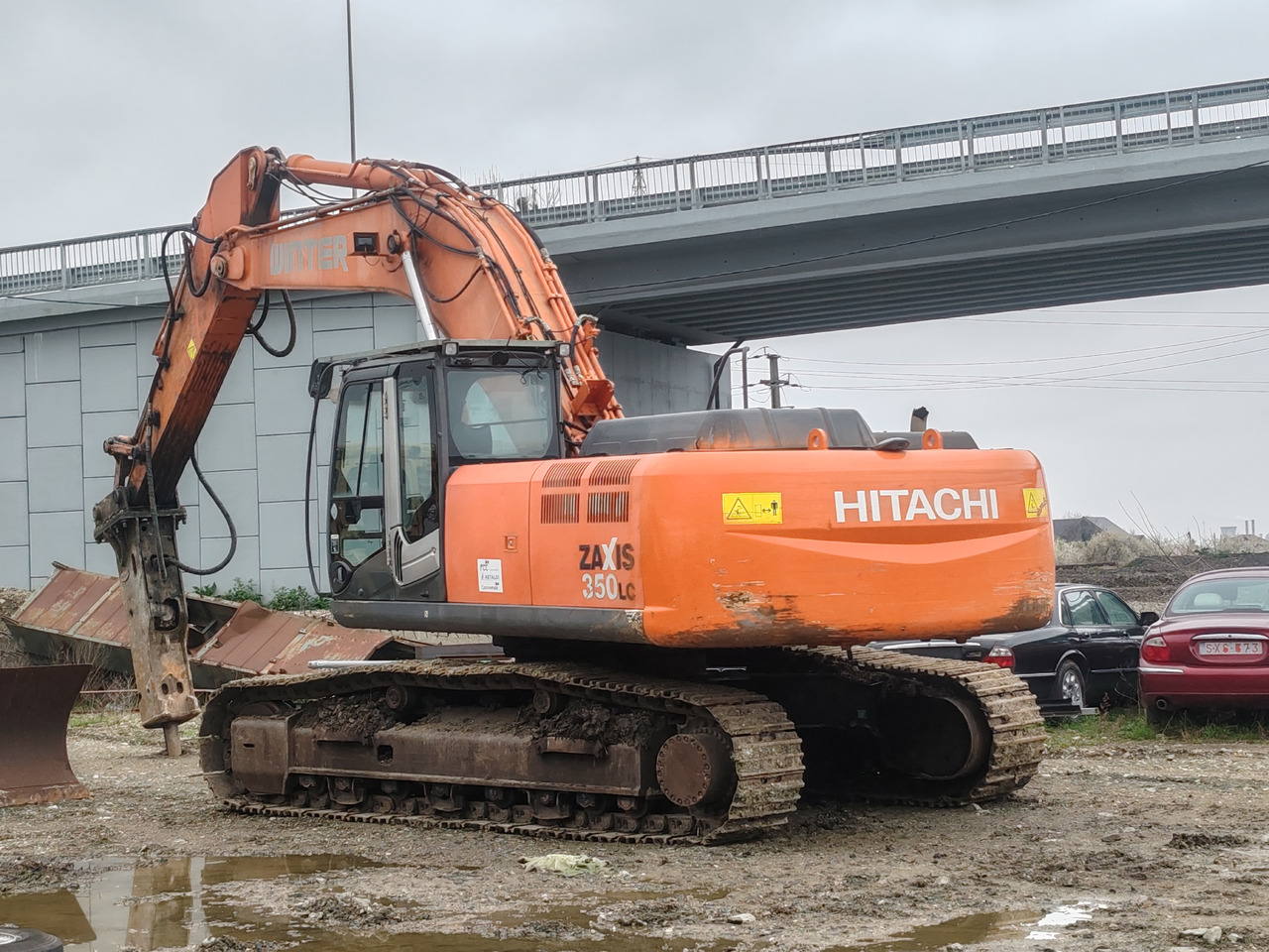 Hitachi ZX350LC-3 - Гусеничный экскаватор: фото 5 Hitachi ZX350LC-3 - Гусеничный экскаватор: фото 5