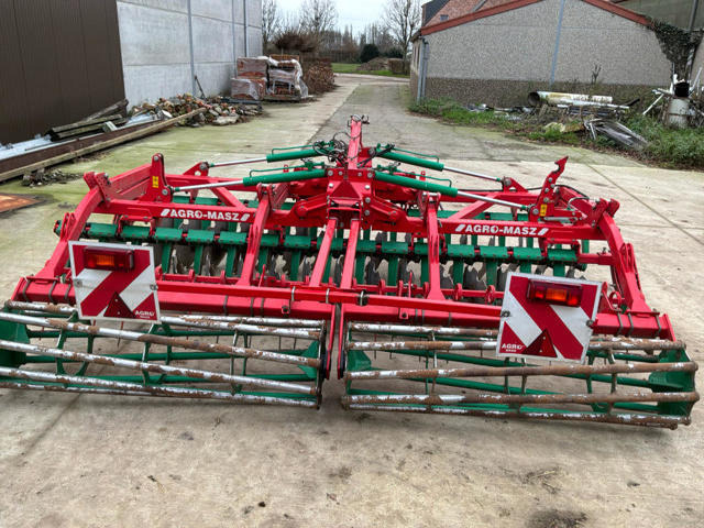 AGRO-MASZ BT40 H - Строительная техника: фото 4 AGRO-MASZ BT40 H - Строительная техника: фото 4