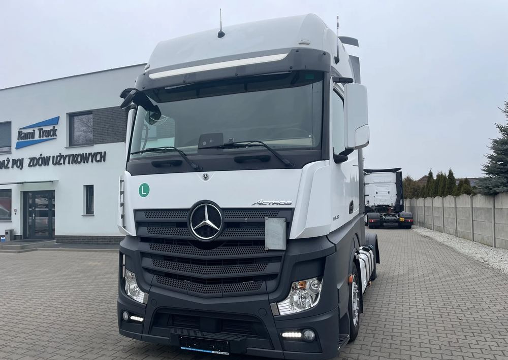 Mercedes-Benz ACTROS 1845, Mega, Gigaspace, Salonka! - Тягач: фото 1 Mercedes-Benz ACTROS 1845, Mega, Gigaspace, Salonka! - Тягач: фото 1