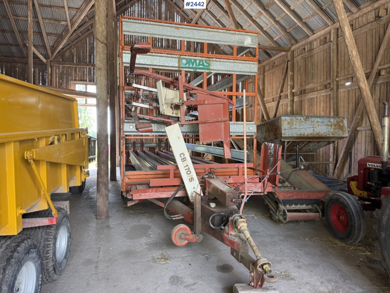 Self-loading trailer small bale Omas CB170 S - Техника для сенозаготовки: фото 1 Self-loading trailer small bale Omas CB170 S - Техника для сенозаготовки: фото 1