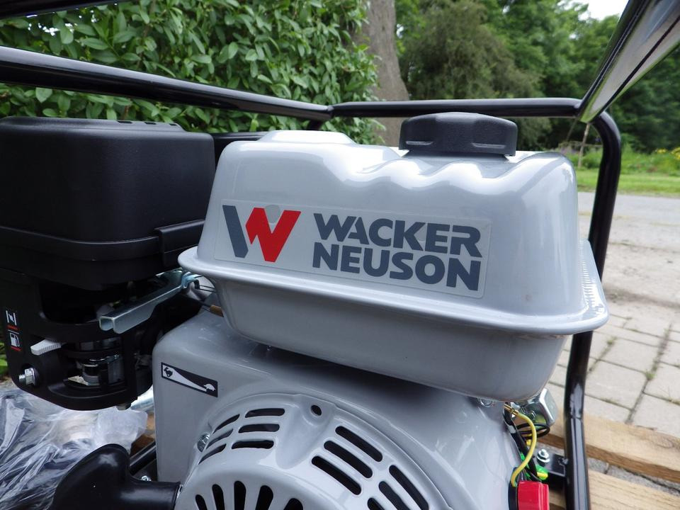 ORIGINAL Wacker Neuson Wasserpumpe MCP2 mit Benzinmotor - Насос для воды: фото 2 ORIGINAL Wacker Neuson Wasserpumpe MCP2 mit Benzinmotor - Насос для воды: фото 2