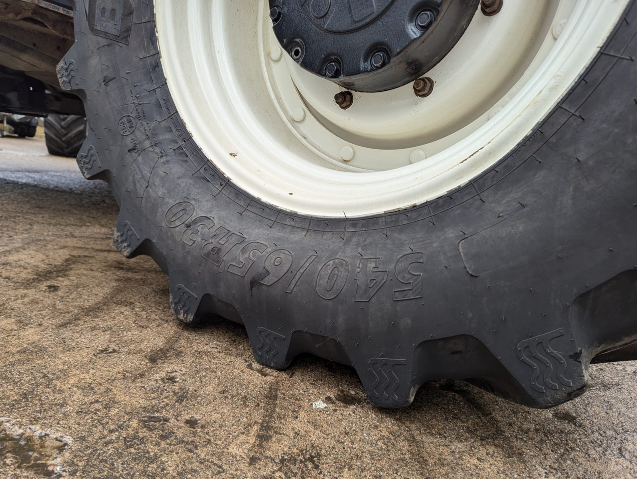 2013 New Holland T7.260 Powercommand в лизинг 2013 New Holland T7.260 Powercommand: фото 7 2013 New Holland T7.260 Powercommand в лизинг 2013 New Holland T7.260 Powercommand: фото 7