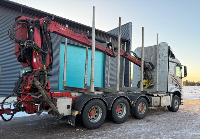 Mercedes-BenzArocs 8x4 Nosturilla! - Лесовоз, Автоманипулятор: фото 5 Mercedes-BenzArocs 8x4 Nosturilla! - Лесовоз, Автоманипулятор: фото 5