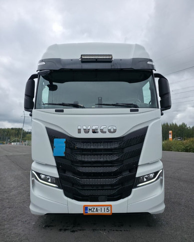 Тягач IvecoS-Way 460 4x2 LNG / LBG: фото 7