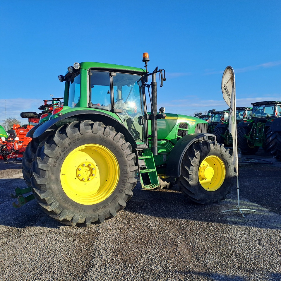 JOHN DEERE 6830 - Трактор: фото 4 JOHN DEERE 6830 - Трактор: фото 4