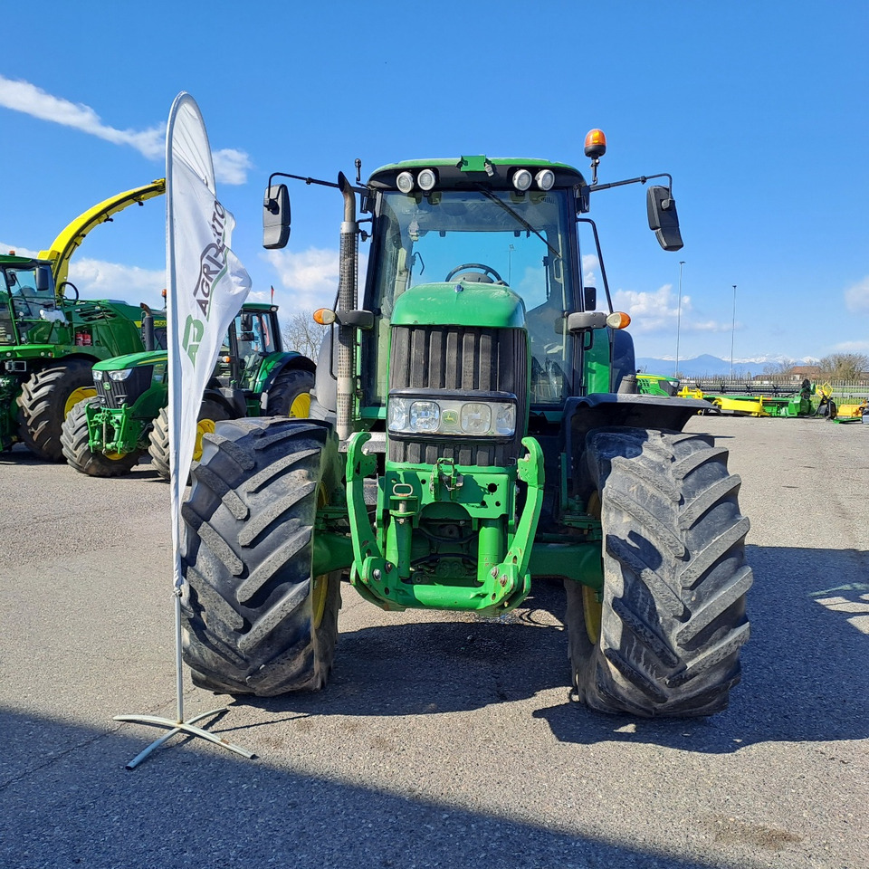 JOHN DEERE 7530 PREMIUM - Трактор: фото 3 JOHN DEERE 7530 PREMIUM - Трактор: фото 3