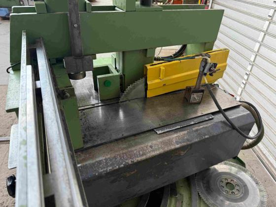 TRENNJÄGER LPC 110/400 - Metallkreissägen - Металлообрабатывающий станок: фото 1 TRENNJÄGER LPC 110/400 - Metallkreissägen - Металлообрабатывающий станок: фото 1
