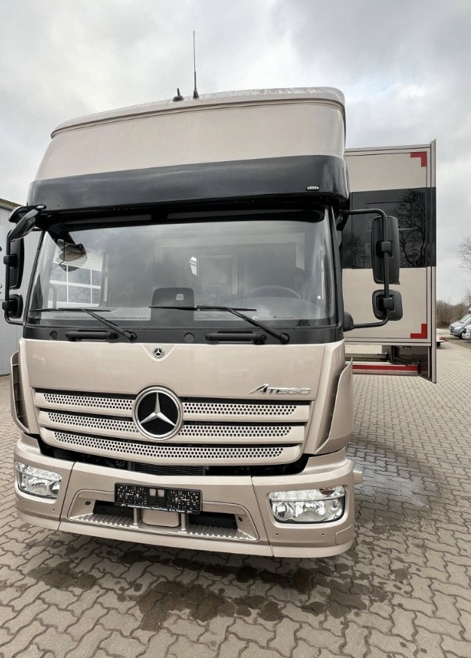 MERCEDES-BENZ Atego 1530 xl - Коневоз: фото 4 MERCEDES-BENZ Atego 1530 xl - Коневоз: фото 4