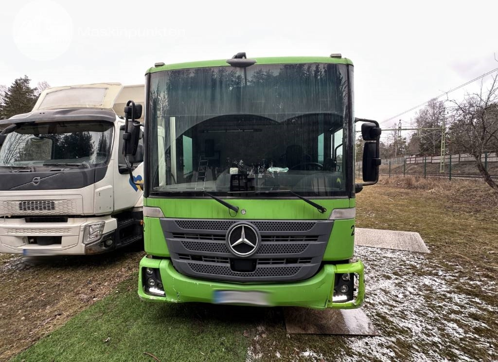 Mercedes-Benz Econic - Грузовик с закрытым кузовом: фото 4 Mercedes-Benz Econic - Грузовик с закрытым кузовом: фото 4