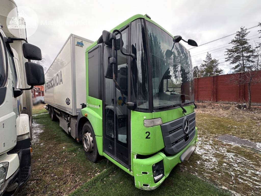 Mercedes-Benz Econic - Грузовик с закрытым кузовом: фото 2 Mercedes-Benz Econic - Грузовик с закрытым кузовом: фото 2