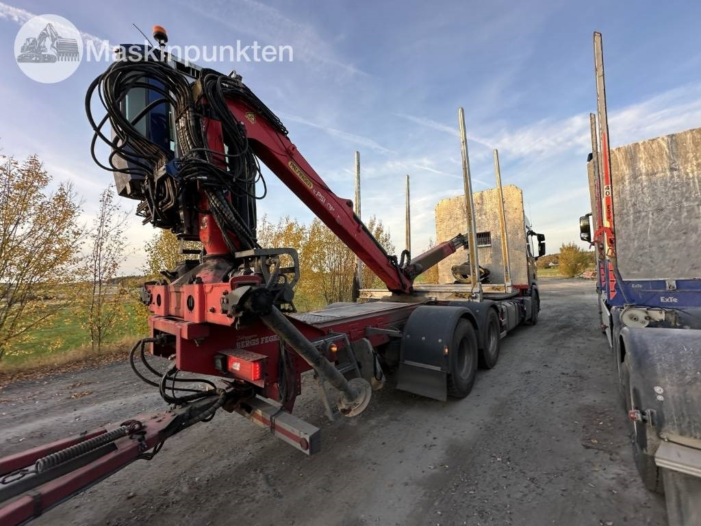 Scania R 580 timmerbil med kran - Лесовоз: фото 4 Scania R 580 timmerbil med kran - Лесовоз: фото 4