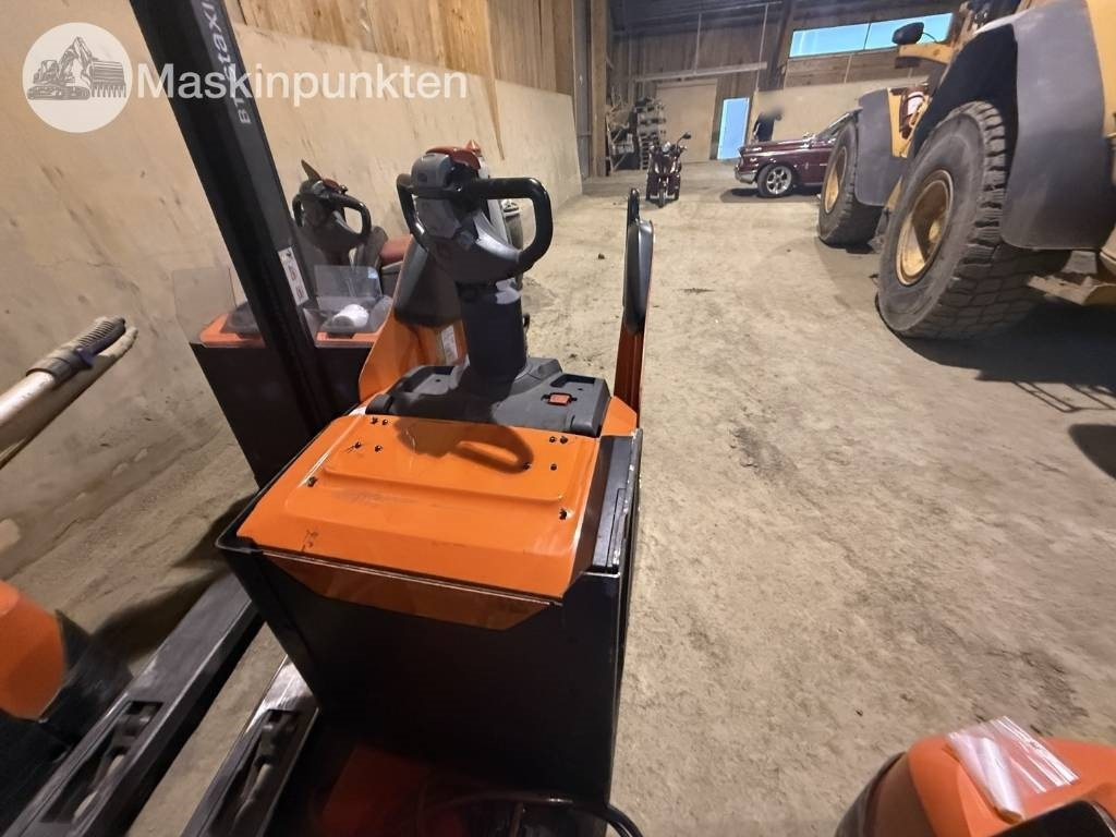 Toyota BT LPE 250 - Электропогрузчик: фото 4 Toyota BT LPE 250 - Электропогрузчик: фото 4