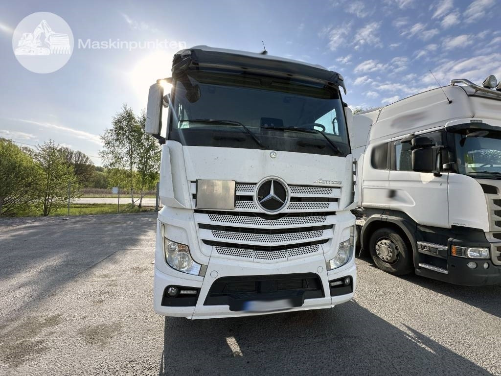 Mercedes-Benz Actros 2545 - Тягач: фото 2 Mercedes-Benz Actros 2545 - Тягач: фото 2