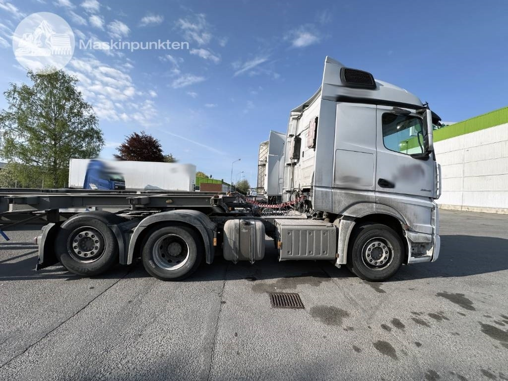 Mercedes-Benz Actros 2545 - Тягач: фото 4 Mercedes-Benz Actros 2545 - Тягач: фото 4