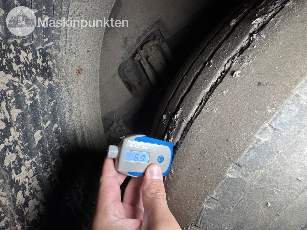 Volvo FH 12 - Тягач: фото 5 Volvo FH 12 - Тягач: фото 5