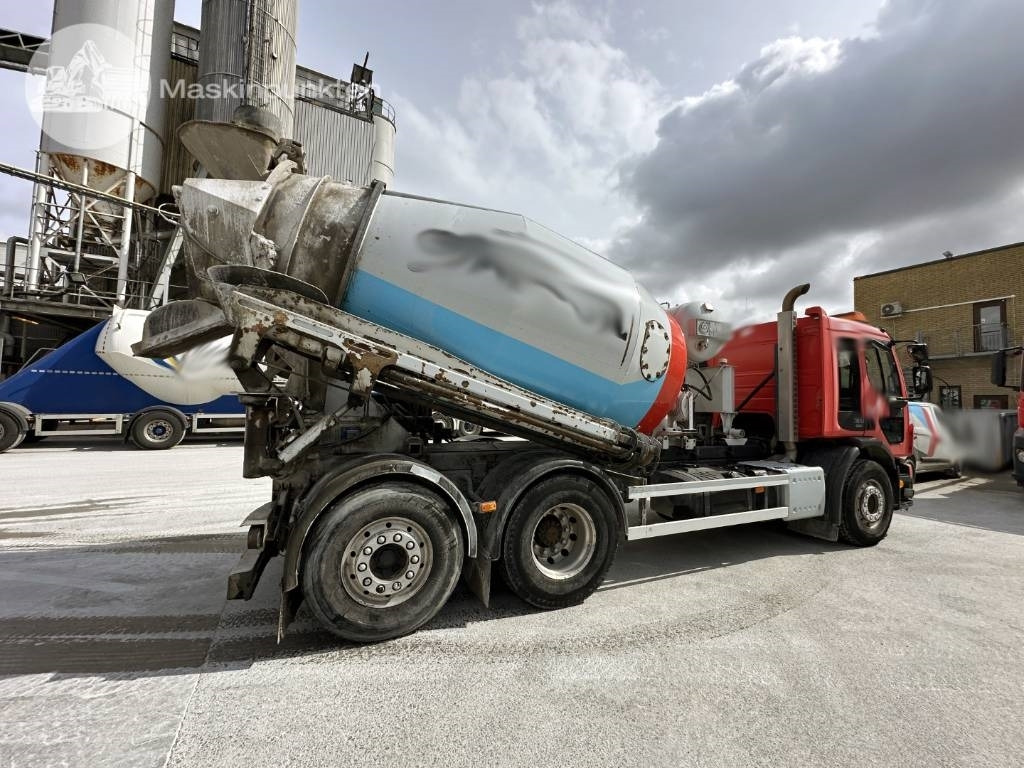 Volvo FE 320 - Автобетоносмеситель: фото 2 Volvo FE 320 - Автобетоносмеситель: фото 2