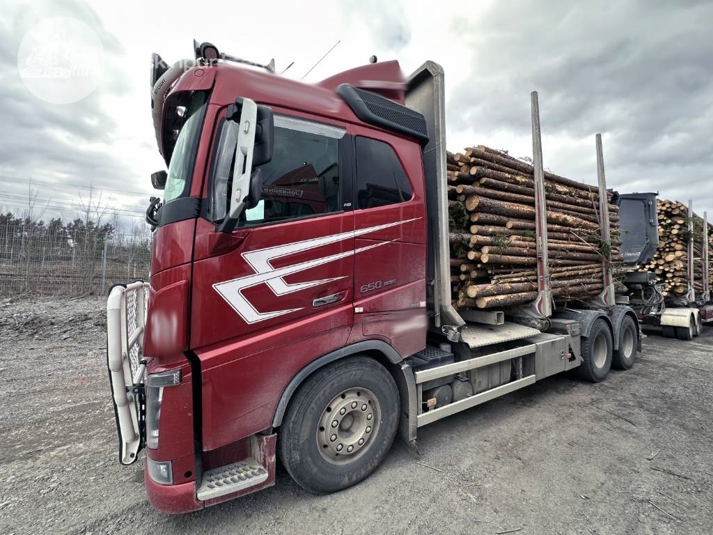 Volvo FH 16 650 - Лесовоз: фото 2 Volvo FH 16 650 - Лесовоз: фото 2