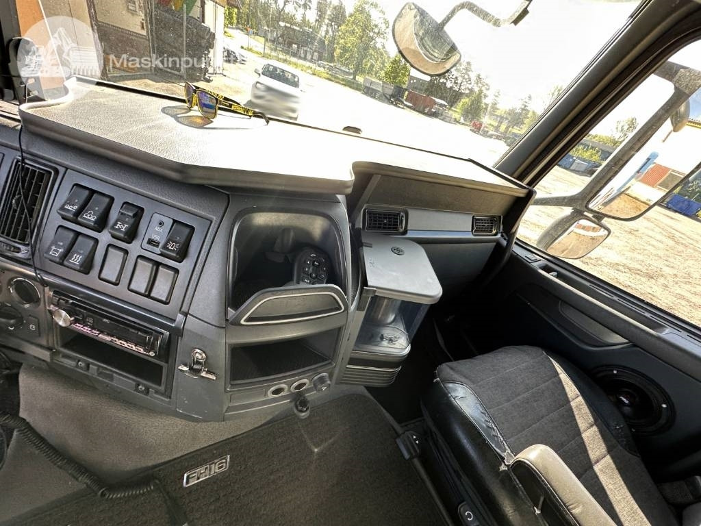 Крюковой мультилифт Volvo FH 500: фото 30
