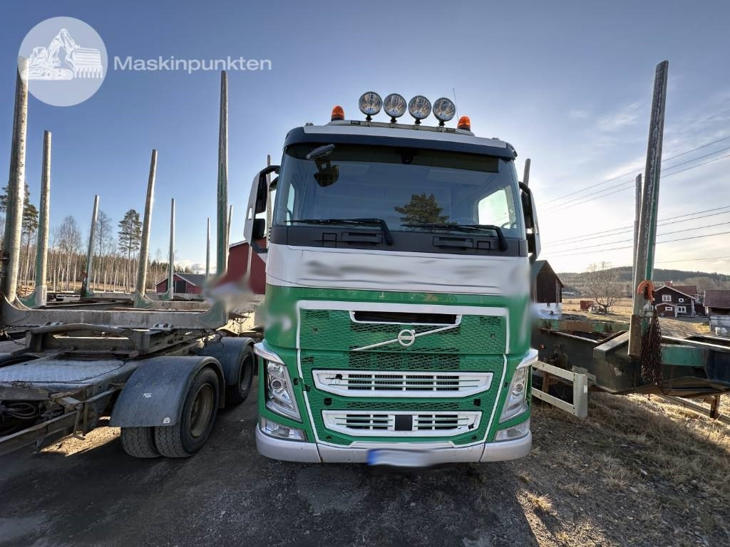 Volvo FH 540 - Лесовоз: фото 3 Volvo FH 540 - Лесовоз: фото 3