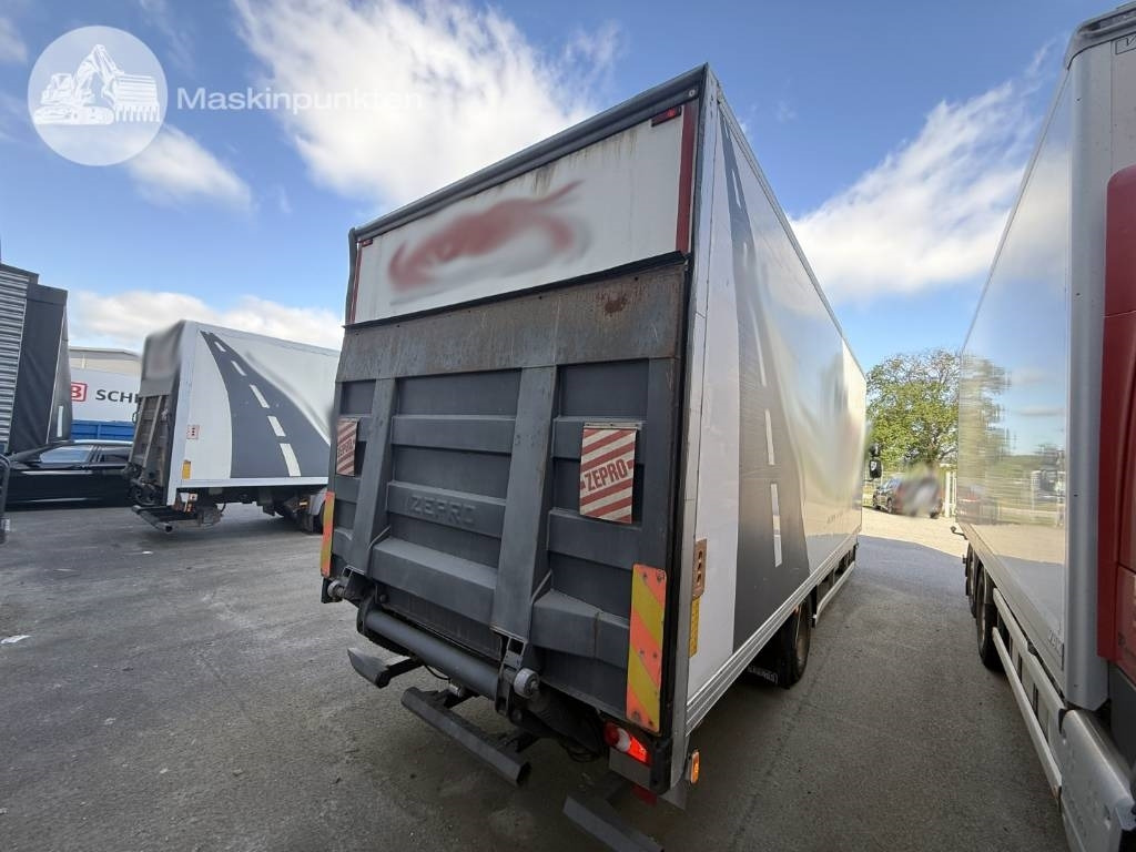 Volvo FL 240 - Грузовик с закрытым кузовом: фото 4 Volvo FL 240 - Грузовик с закрытым кузовом: фото 4