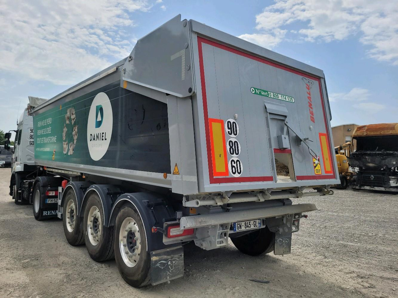 Самосвальный полуприцеп BENALU BENNE C39 3 ESSIEUX: фото 6 Самосвальный полуприцеп BENALU BENNE C39 3 ESSIEUX: фото 6