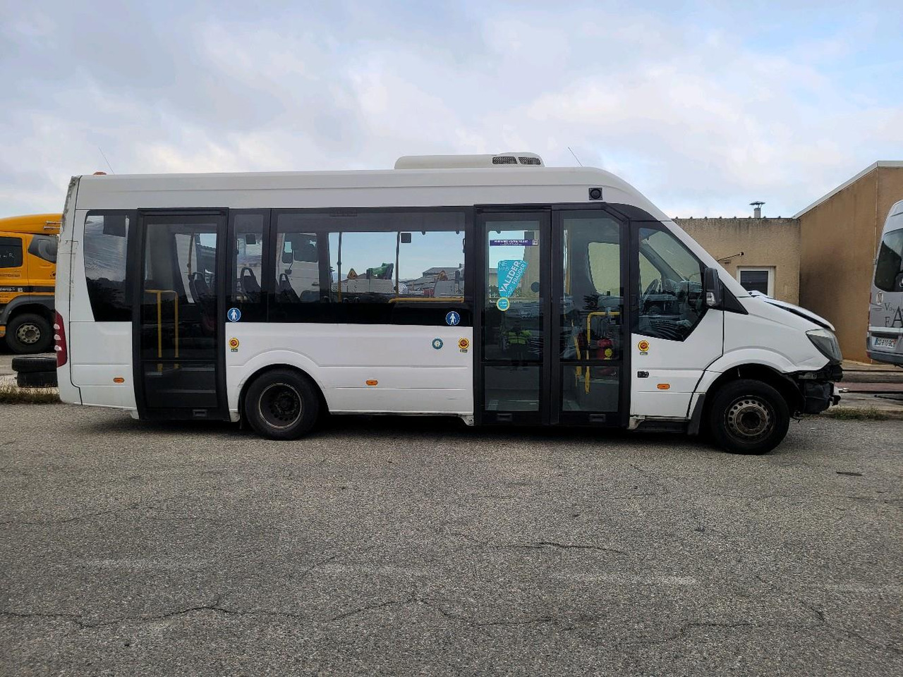 MERCEDES SPRINTER II CHASSIS 5.0T 516 C - Микроавтобус, Пассажирский фургон: фото 3 MERCEDES SPRINTER II CHASSIS 5.0T 516 C - Микроавтобус, Пассажирский фургон: фото 3