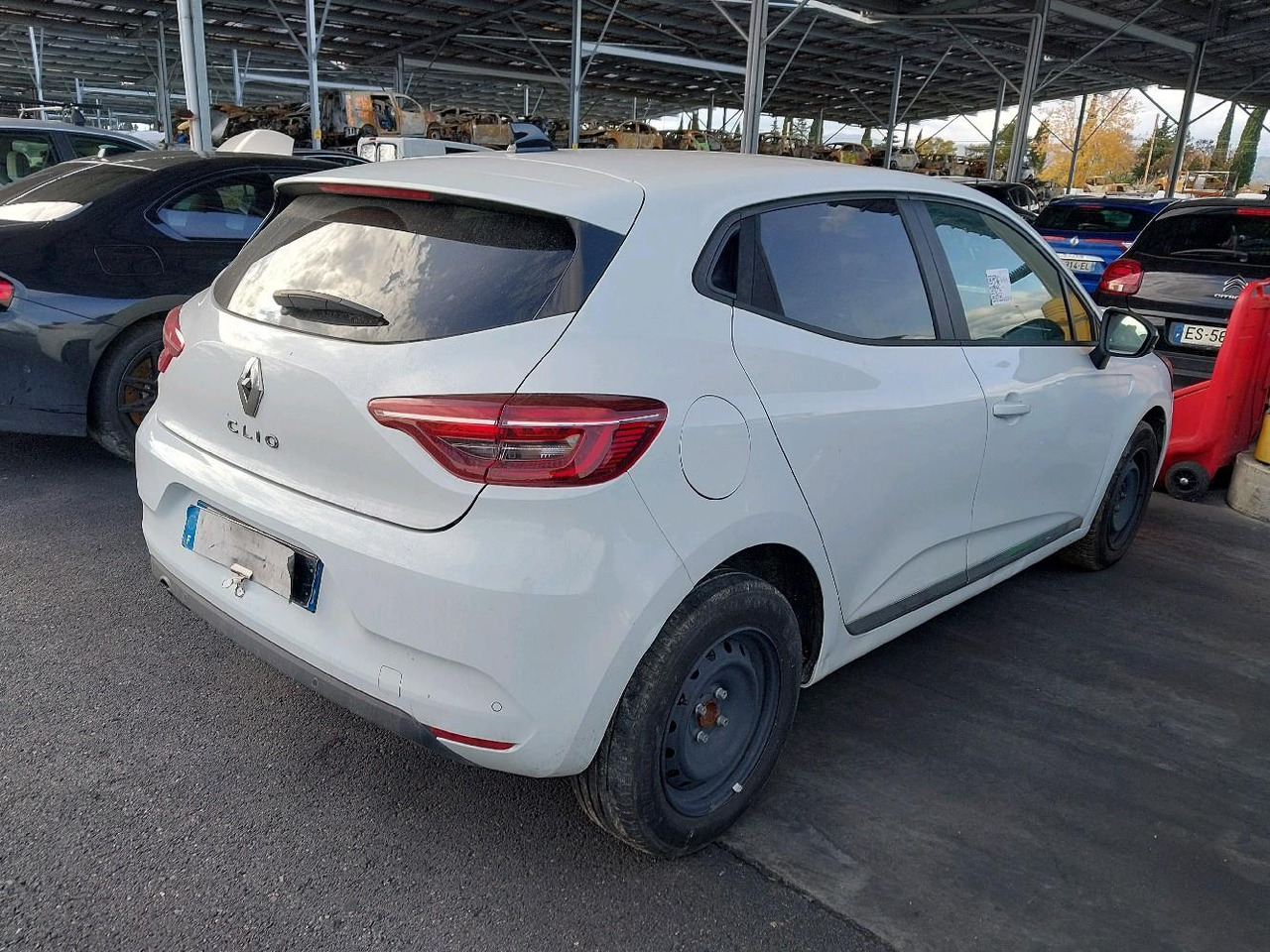 RENAULT CLIO V 1.0 TCE 90 EVOLUTION - Легковой автомобиль: фото 4 RENAULT CLIO V 1.0 TCE 90 EVOLUTION - Легковой автомобиль: фото 4