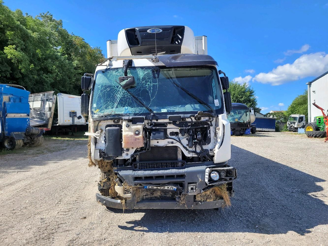 RENAULT D WIDE - Рефрижератор: фото 2 RENAULT D WIDE - Рефрижератор: фото 2