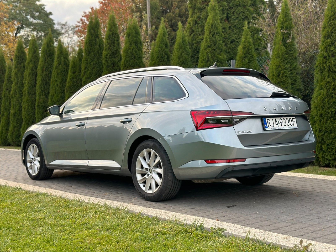 Skoda Superb 2.0 TDI SCR 147kW DSG STYLE COMBI - Легковой автомобиль: фото 5 Skoda Superb 2.0 TDI SCR 147kW DSG STYLE COMBI - Легковой автомобиль: фото 5