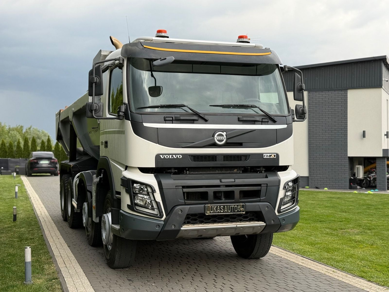 Volvo FMX 500 8X4 RETARDER - Самосвал: фото 2 Volvo FMX 500 8X4 RETARDER - Самосвал: фото 2