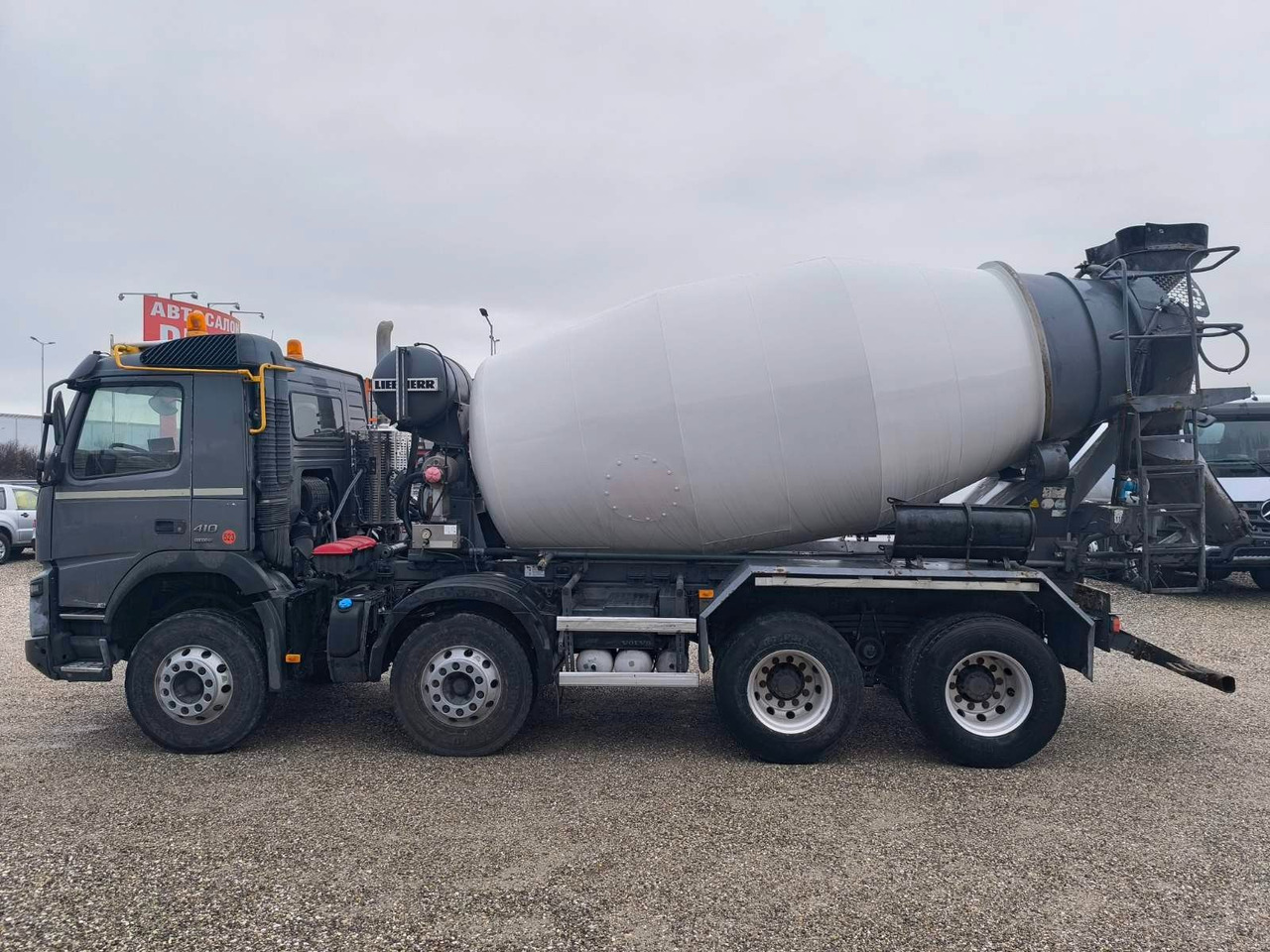 Volvo FMX 410 LIEBHERR 9M3 EURO6 - Автобетоносмеситель: фото 4 Volvo FMX 410 LIEBHERR 9M3 EURO6 - Автобетоносмеситель: фото 4