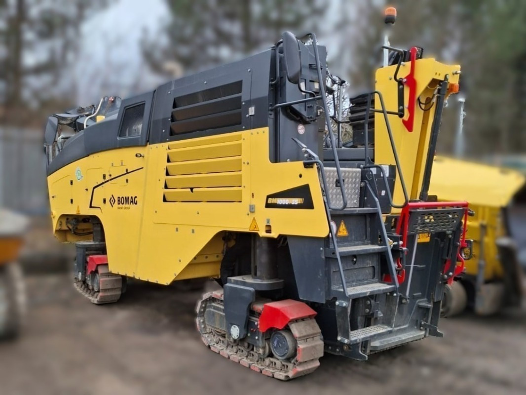 BOMAG DE BM 1000/35-2 Stage V/Tier 4f - Асфальтоукладочная техника: фото 1 BOMAG DE BM 1000/35-2 Stage V/Tier 4f - Асфальтоукладочная техника: фото 1