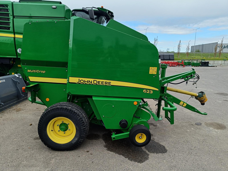 John Deere 623N - Пресс-подборщик рулонный: фото 5 John Deere 623N - Пресс-подборщик рулонный: фото 5