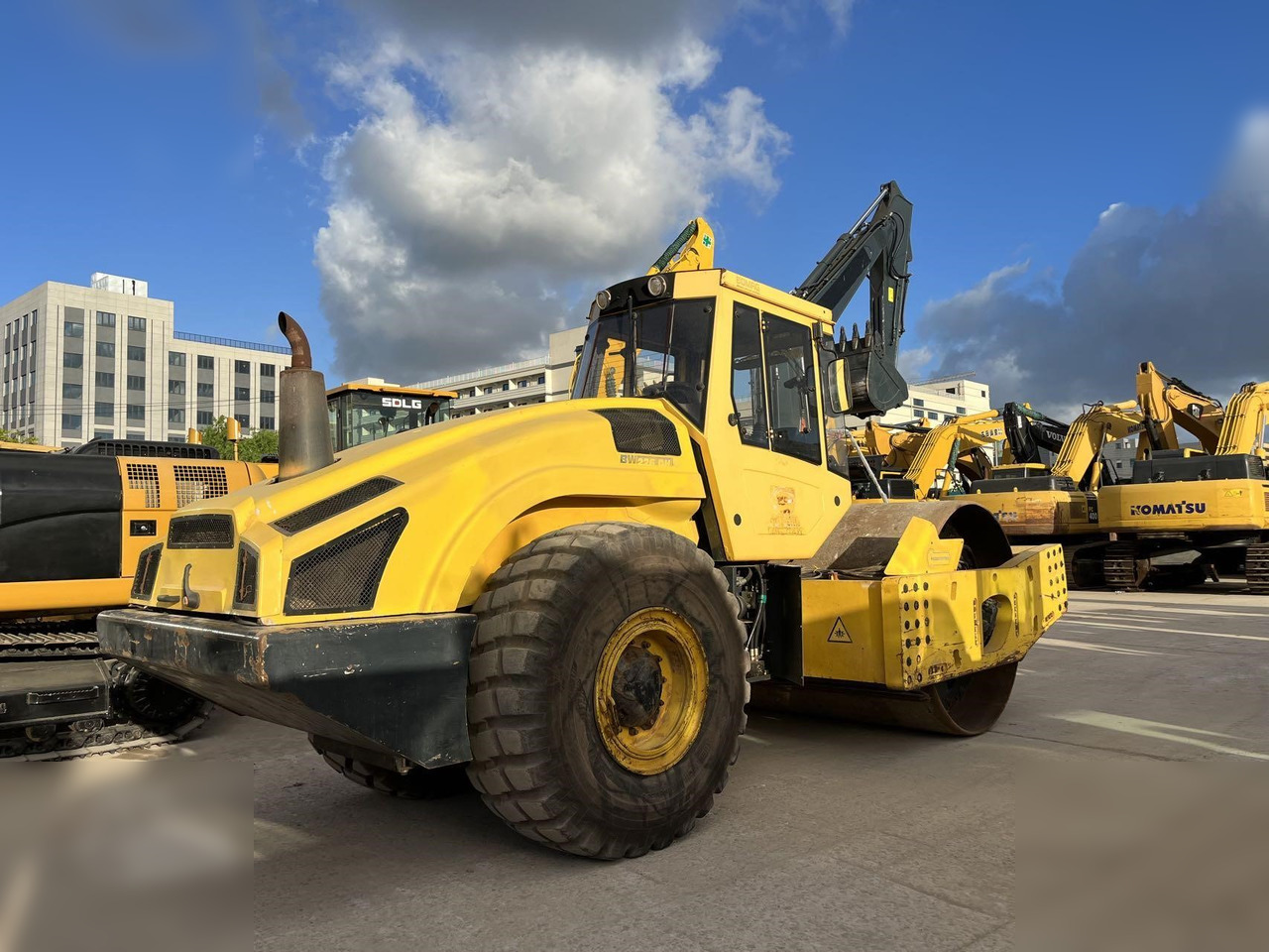 BOMAG BW226DH-4 - Каток: фото 2 BOMAG BW226DH-4 - Каток: фото 2