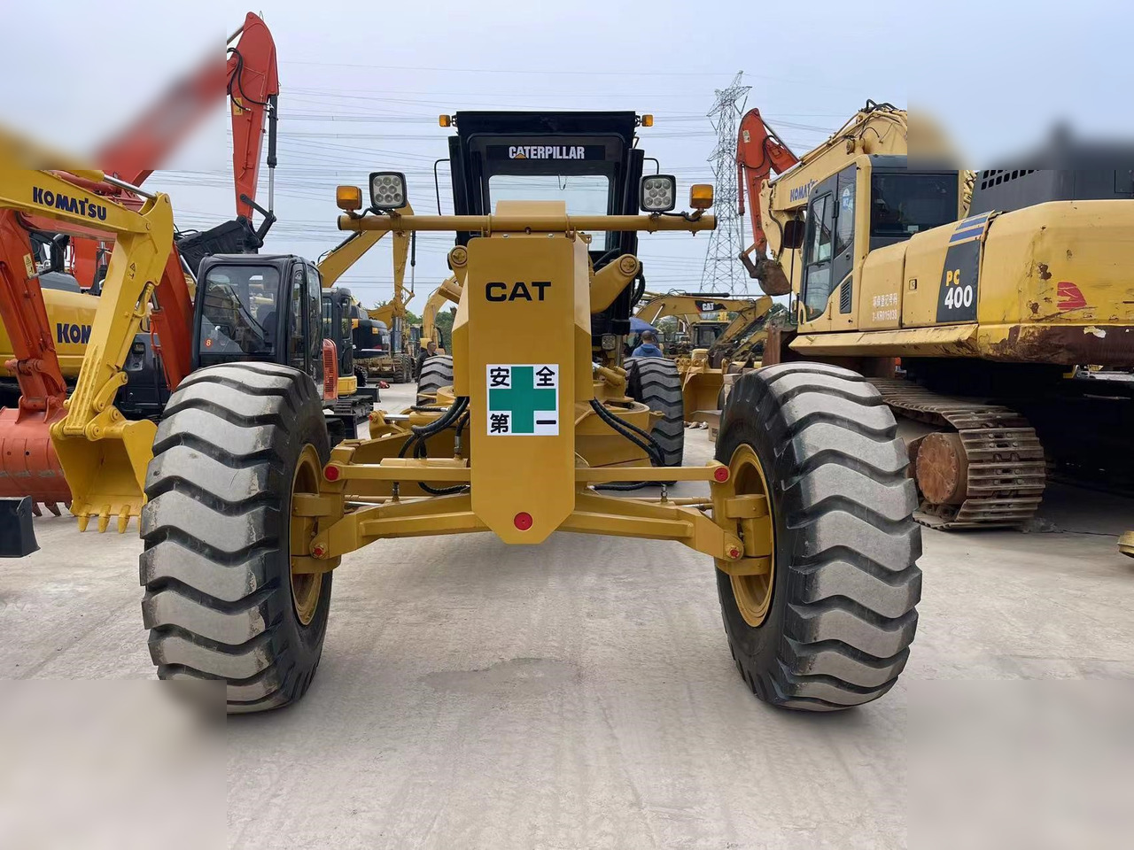 CATERPILLAR 140H - Грейдер: фото 4 CATERPILLAR 140H - Грейдер: фото 4