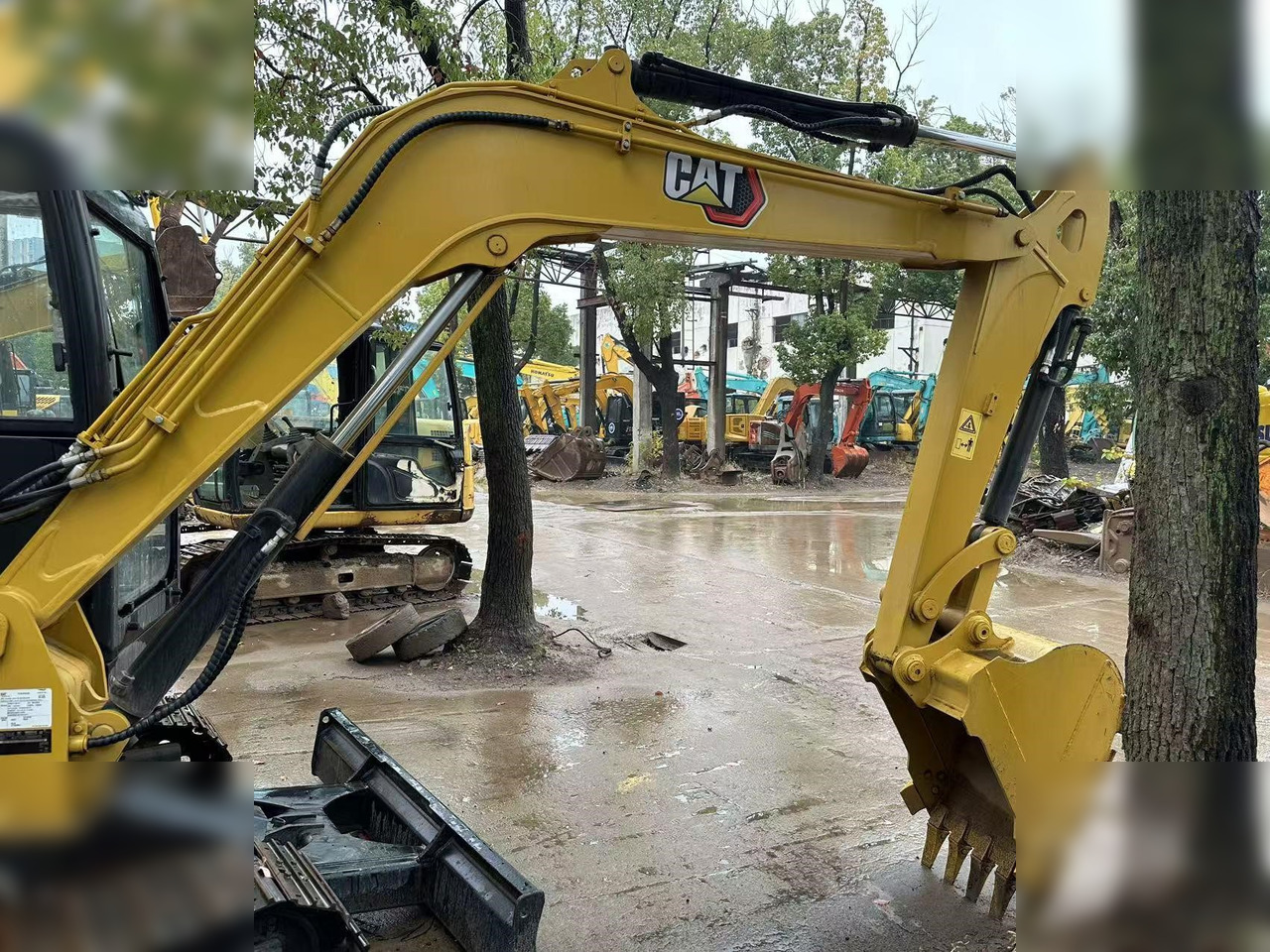 CATERPILLAR 305.5E - Мини-экскаватор: фото 4 CATERPILLAR 305.5E - Мини-экскаватор: фото 4