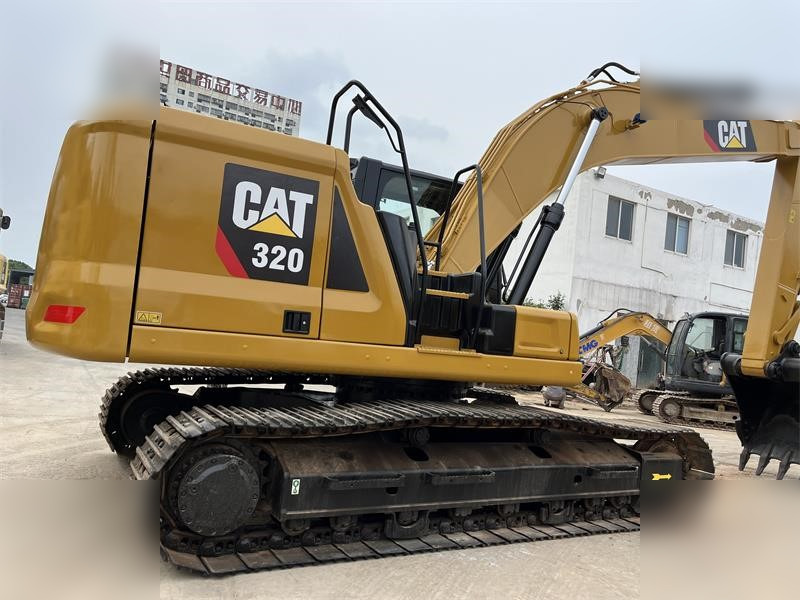 CATERPILLAR 320 - Гусеничный экскаватор: фото 2 CATERPILLAR 320 - Гусеничный экскаватор: фото 2