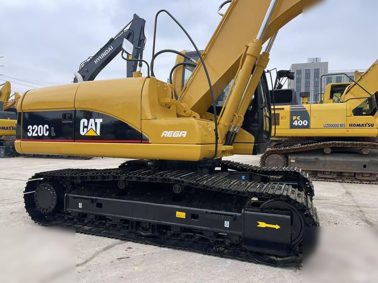 CATERPILLAR 320C - Гусеничный экскаватор: фото 3 CATERPILLAR 320C - Гусеничный экскаватор: фото 3