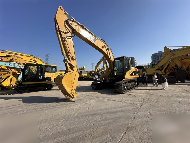CATERPILLAR 320CL - Гусеничный экскаватор: фото 2 CATERPILLAR 320CL - Гусеничный экскаватор: фото 2
