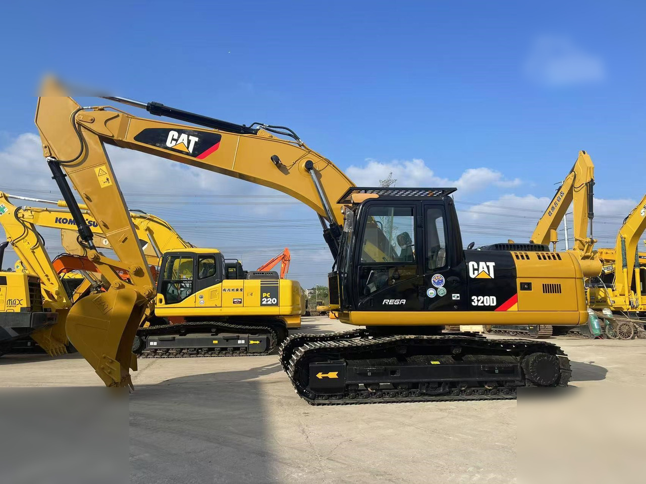 CATERPILLAR 320D - Гусеничный экскаватор: фото 1 CATERPILLAR 320D - Гусеничный экскаватор: фото 1