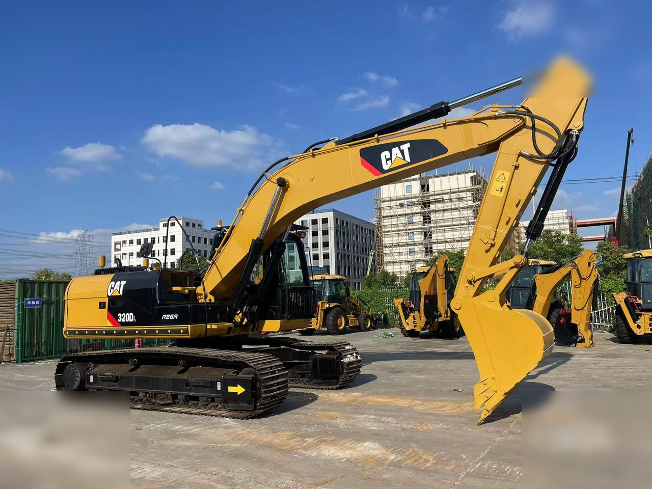 CATERPILLAR 320DL - Гусеничный экскаватор: фото 4 CATERPILLAR 320DL - Гусеничный экскаватор: фото 4