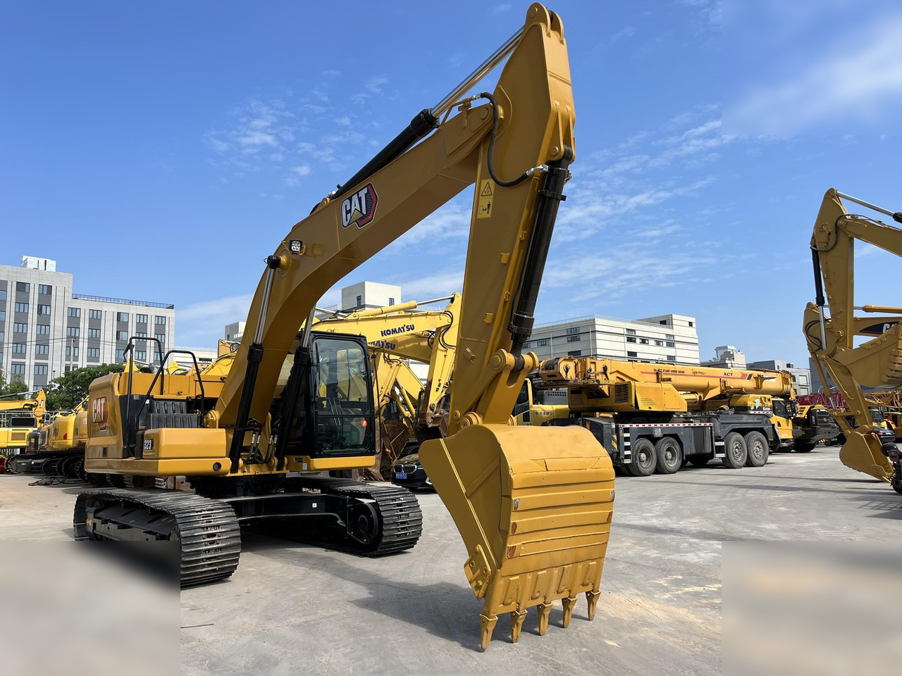 CATERPILLAR 323 - Гусеничный экскаватор: фото 4 CATERPILLAR 323 - Гусеничный экскаватор: фото 4