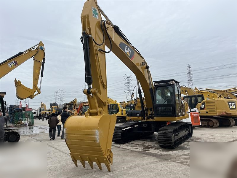 CATERPILLAR 323DL - Гусеничный экскаватор: фото 2 CATERPILLAR 323DL - Гусеничный экскаватор: фото 2
