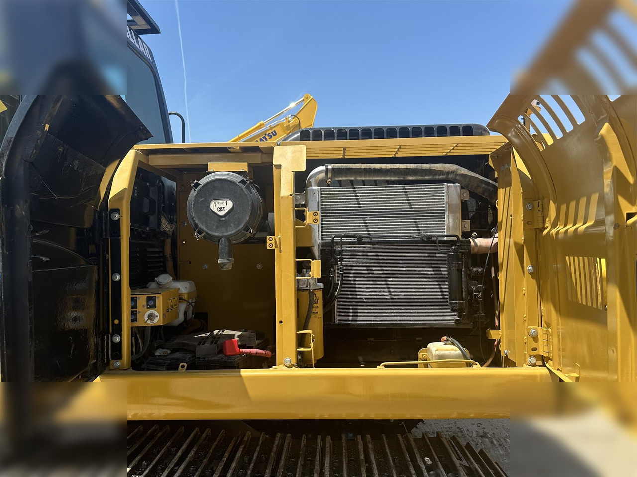 CATERPILLAR 323DL - Гусеничный экскаватор: фото 4 CATERPILLAR 323DL - Гусеничный экскаватор: фото 4