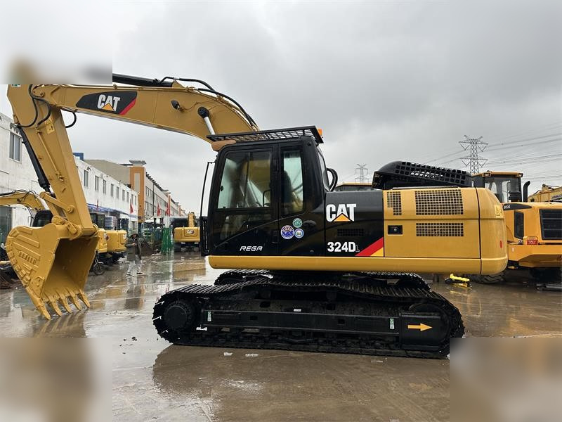CATERPILLAR 324DL - Гусеничный экскаватор: фото 1 CATERPILLAR 324DL - Гусеничный экскаватор: фото 1