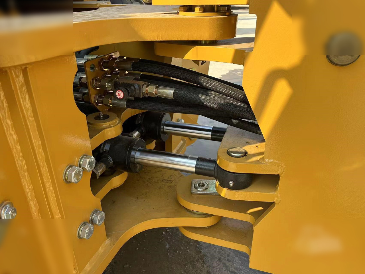 CATERPILLAR 420F - Экскаватор-погрузчик: фото 5 CATERPILLAR 420F - Экскаватор-погрузчик: фото 5