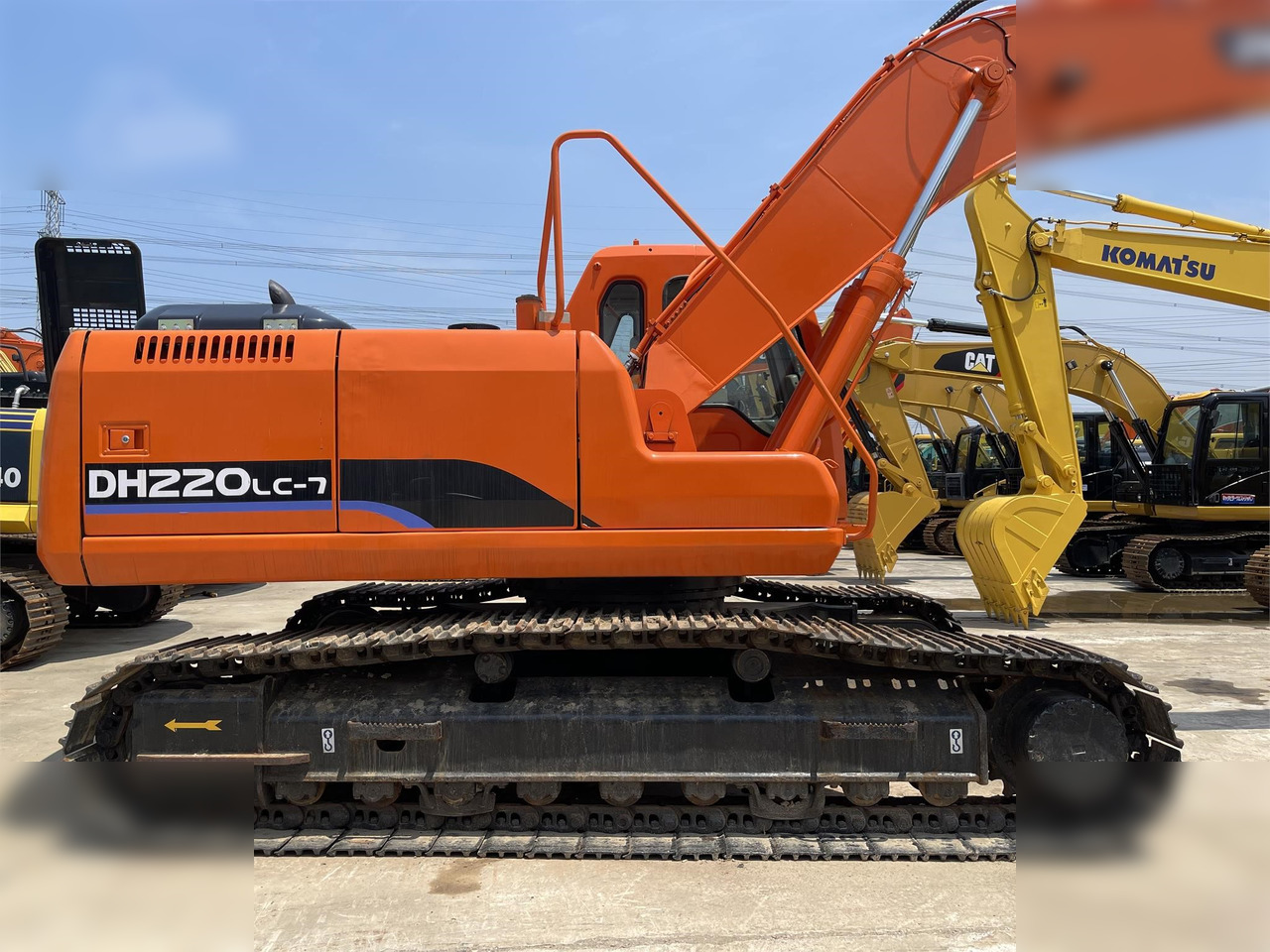 DOOSAN DH220 LC-7 - Гусеничный экскаватор: фото 4 DOOSAN DH220 LC-7 - Гусеничный экскаватор: фото 4