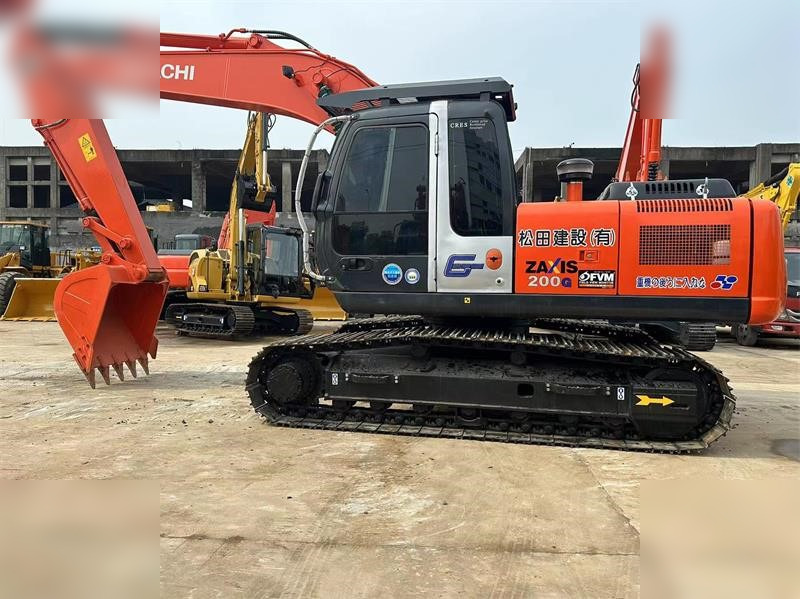 HITACHI ZX200-3G - Гусеничный экскаватор: фото 1 HITACHI ZX200-3G - Гусеничный экскаватор: фото 1