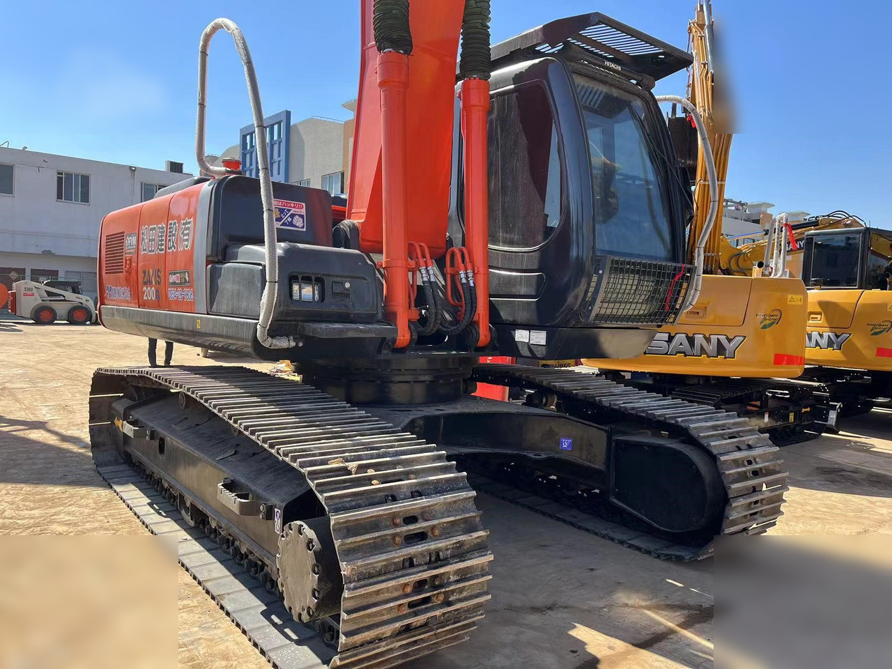 HITACHI ZX200 - Гусеничный экскаватор: фото 5 HITACHI ZX200 - Гусеничный экскаватор: фото 5